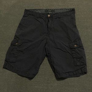 Men’s cargo shorts